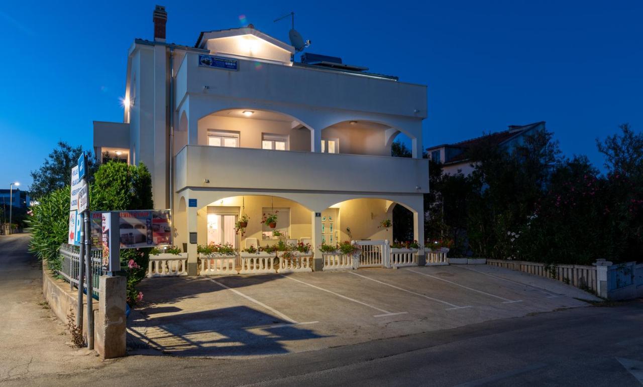 טרוגיר Apartments Villa Filip מראה חיצוני תמונה