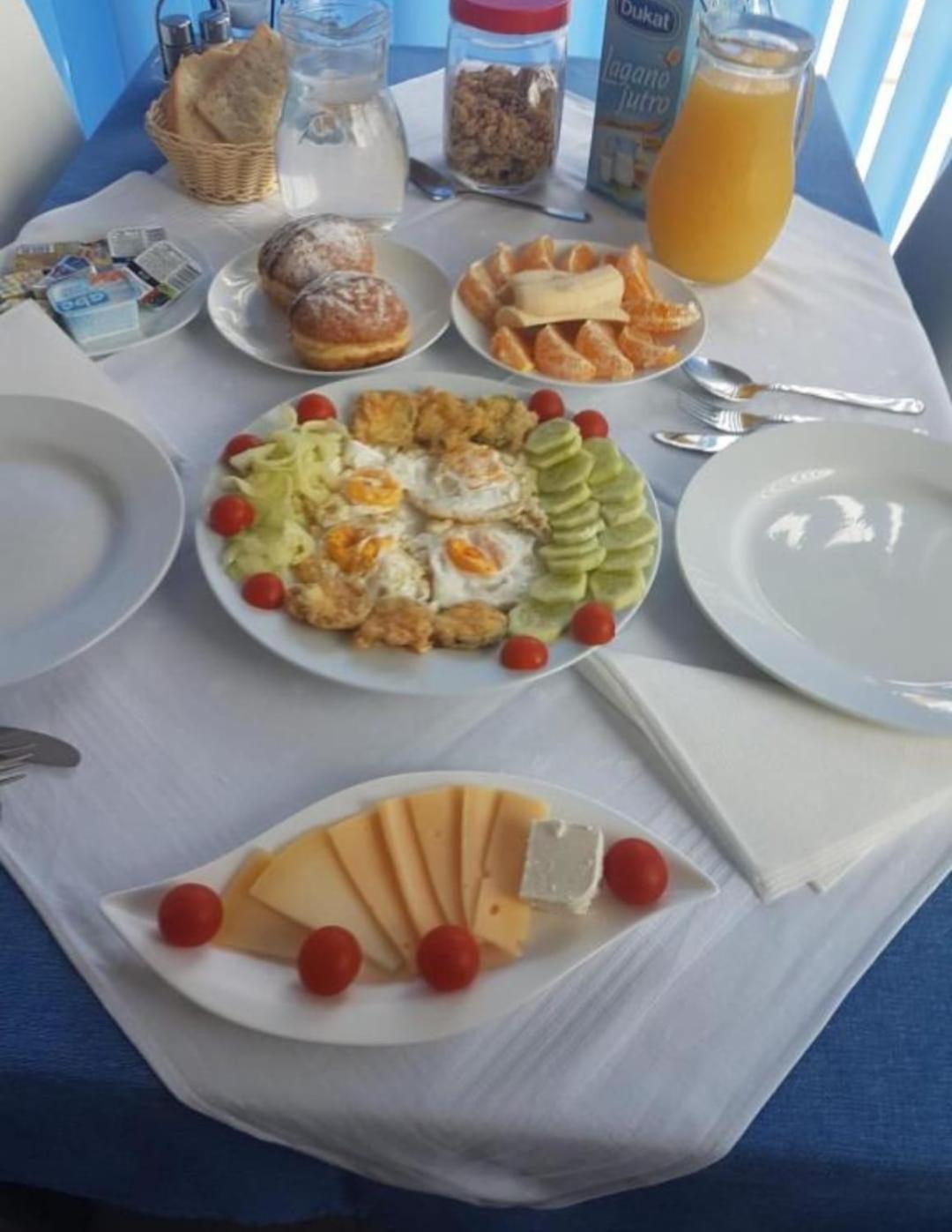 טרוגיר Apartments Villa Filip מראה חיצוני תמונה