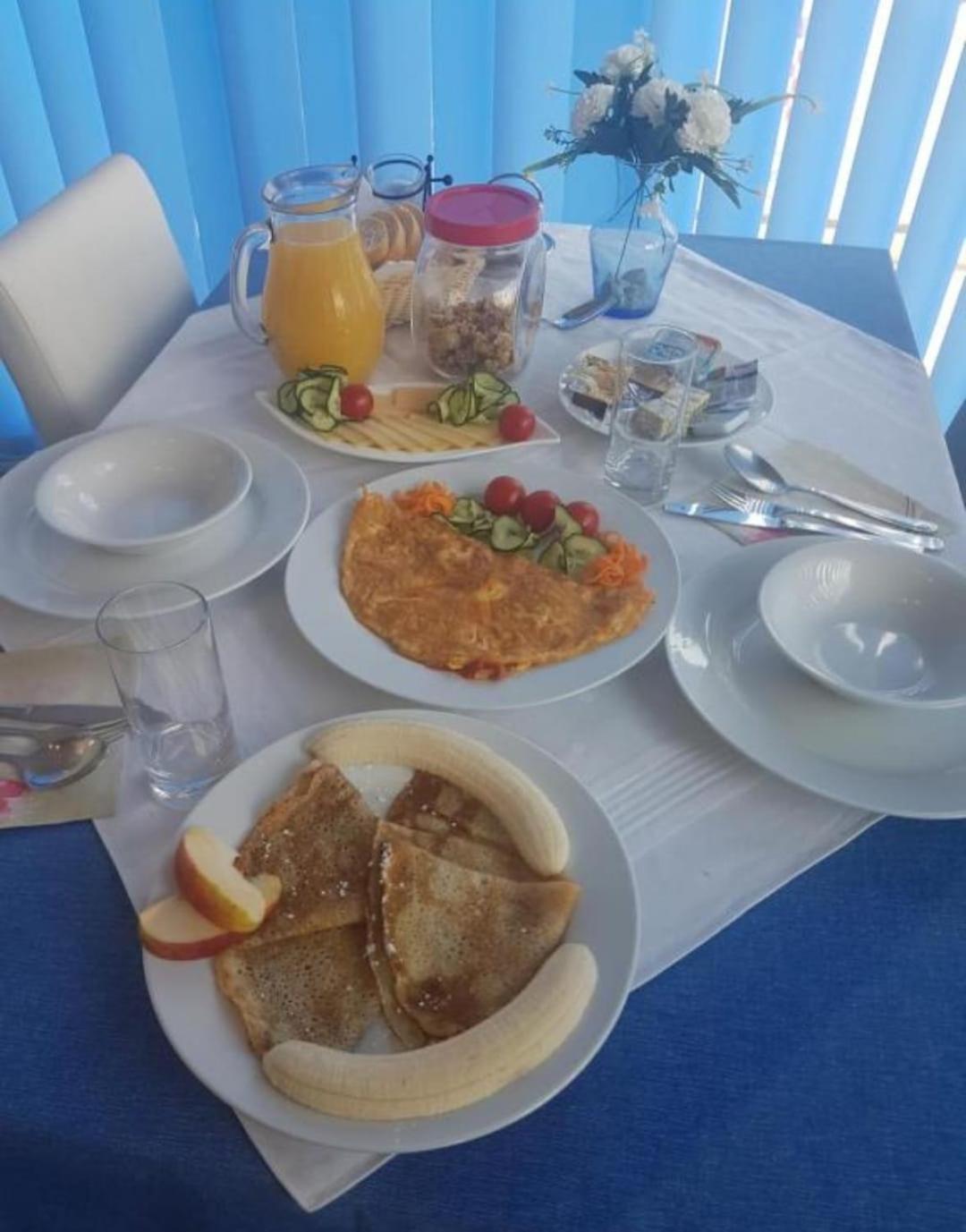 טרוגיר Apartments Villa Filip מראה חיצוני תמונה